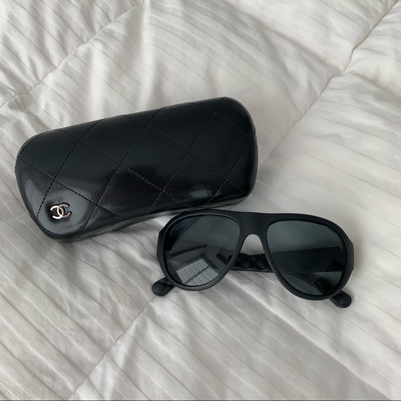 chanel glasses case bolsa